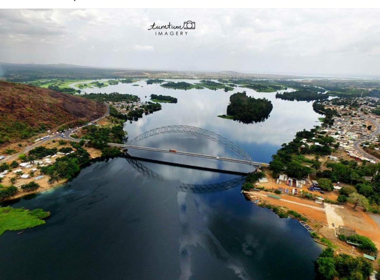 Akosombo Aylos Bay酒店 外观 照片