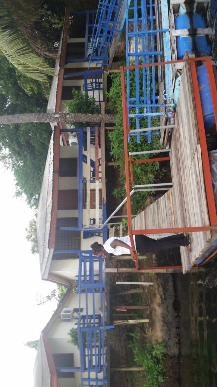 Akosombo Aylos Bay酒店 外观 照片