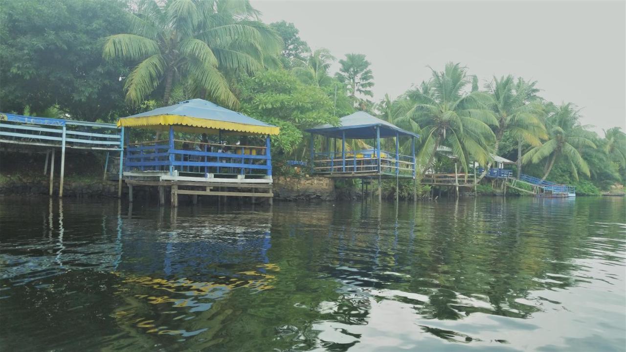 Akosombo Aylos Bay酒店 外观 照片